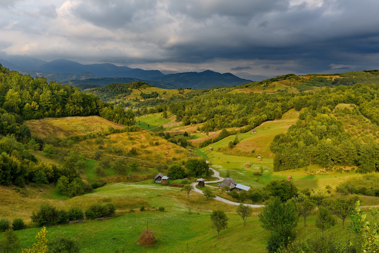 PRIMARIA PETROVA Maramures Localitati, obiective turistice, puncte de interes